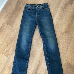 Levi's Straight Leg Jeans in Dark Blue Wash